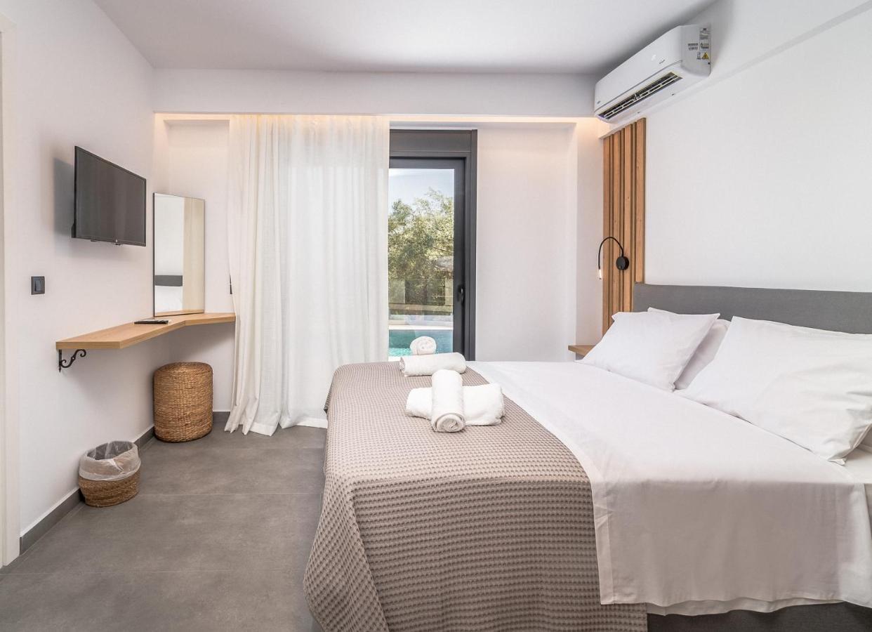 Nemesis Luxury Villas Apolpaina Eksteriør billede