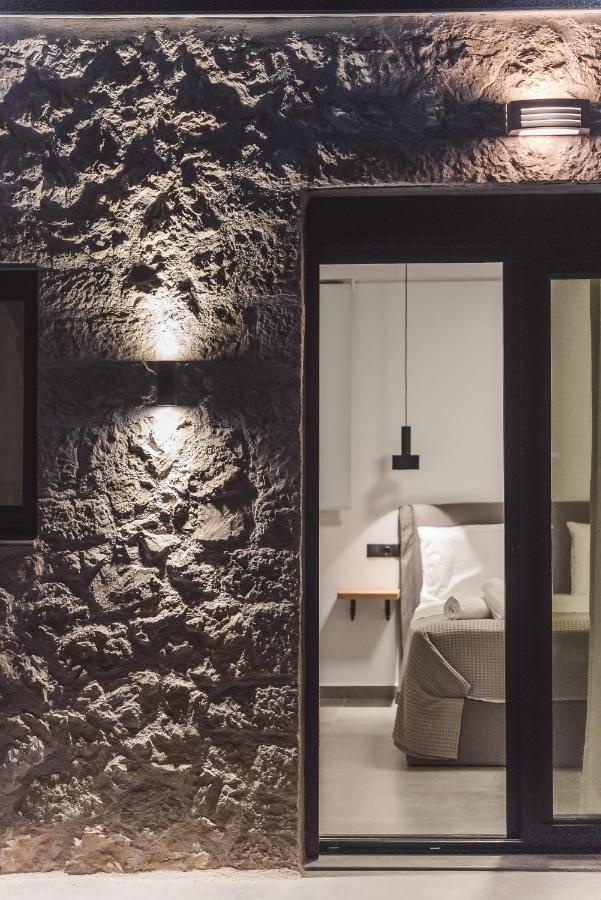 Nemesis Luxury Villas Apolpaina Eksteriør billede