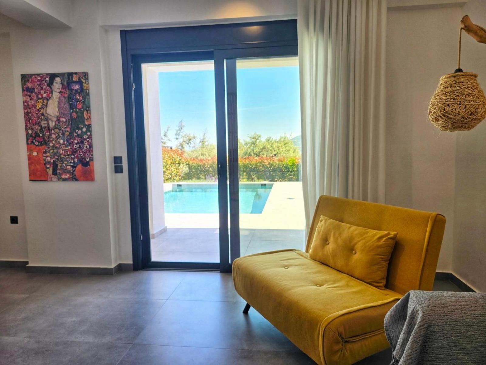 Nemesis Luxury Villas Apolpaina Eksteriør billede