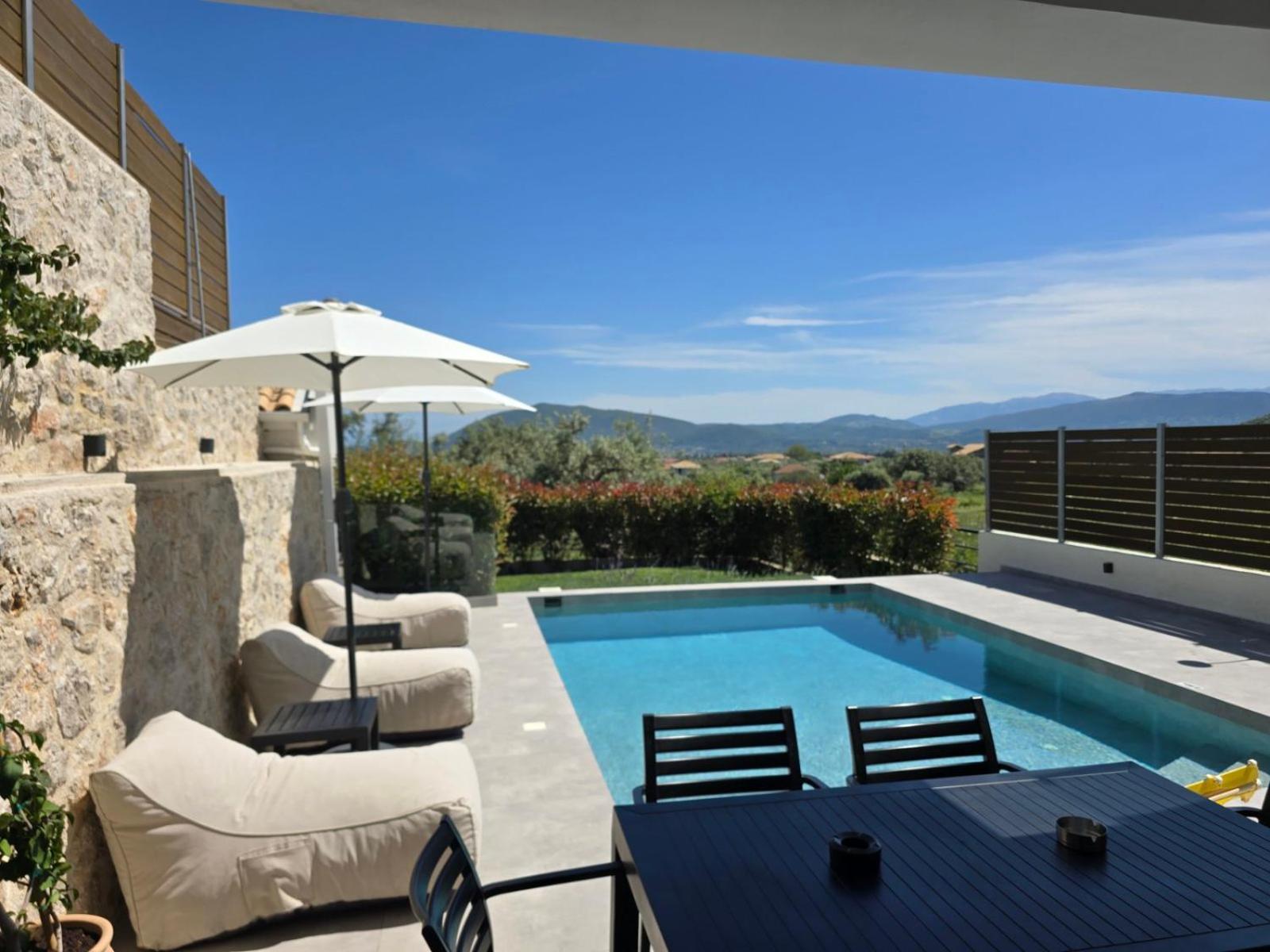 Nemesis Luxury Villas Apolpaina Eksteriør billede